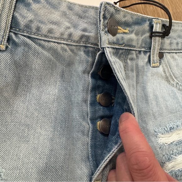 Evidnt Hermosa Light Wash Distressed High Waisted Shorts • size 26 • NWT - Picture 9 of 13